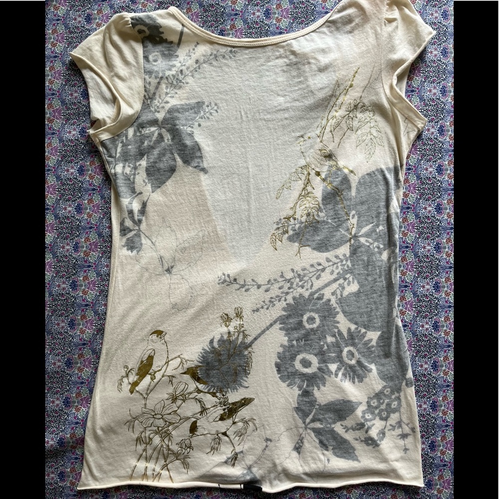 Topshop/ Realitee T-shirt with birds and plant print pattern. - Picture 2 of 7